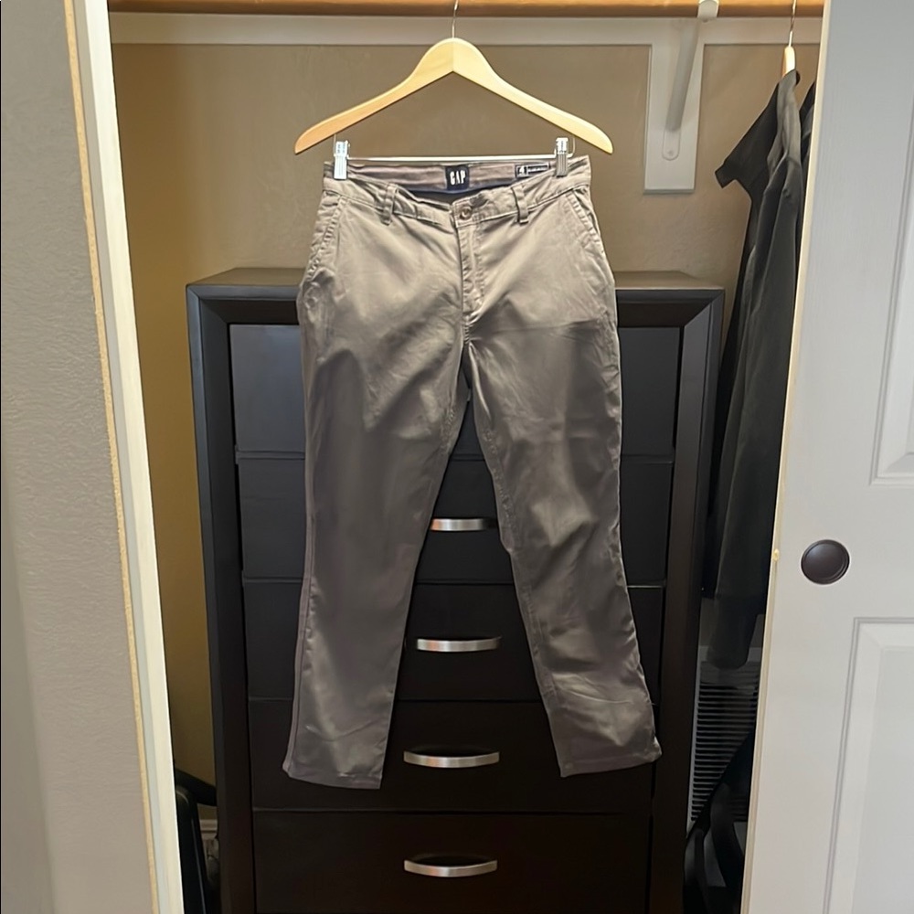 Gap Women's Relaxed Girlfriend
CottonSpandex Twill Taping Ankle Length Size 4